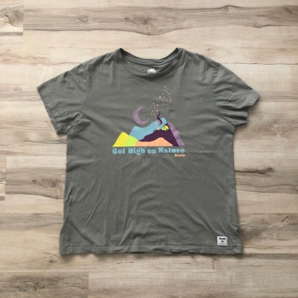 MASSIVE $10 SALE Roots High on Nature Tee